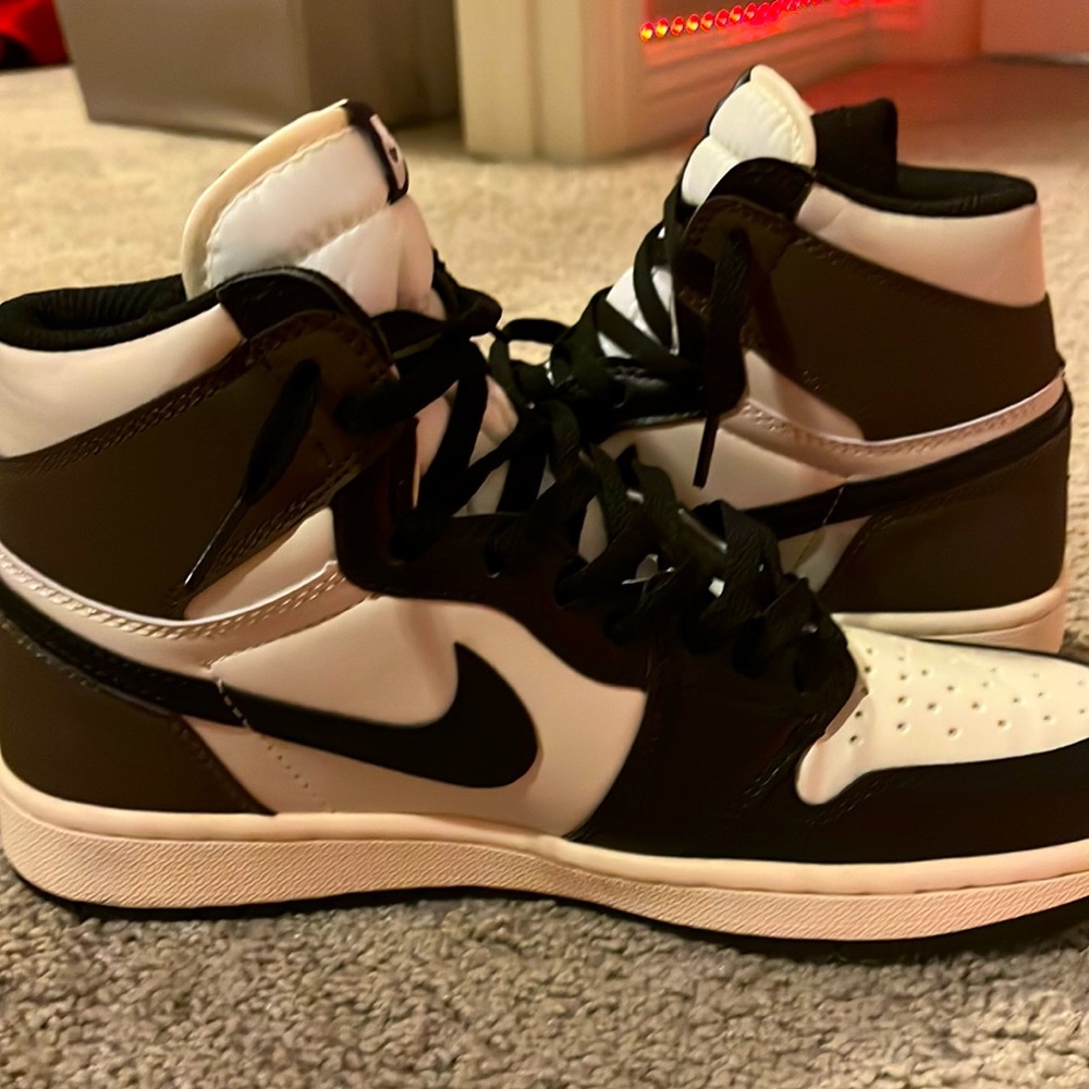 Air jordan 1 mocha high *FAKE**